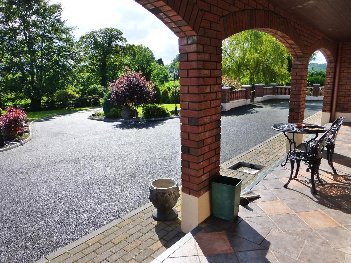 Plantation Lodge Kingscourt Exterior foto
